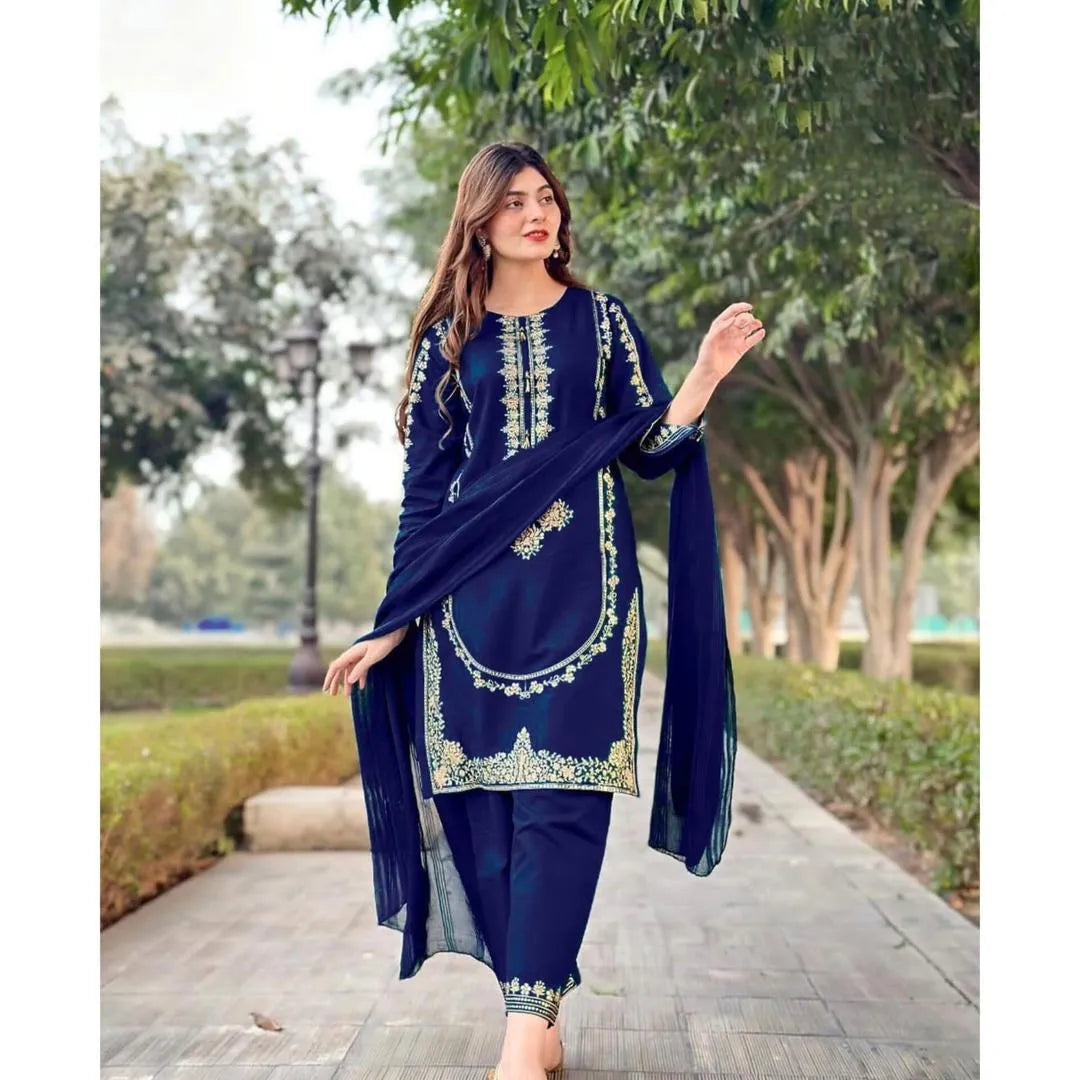 lookbook image shop_this_look_EcLGgQ