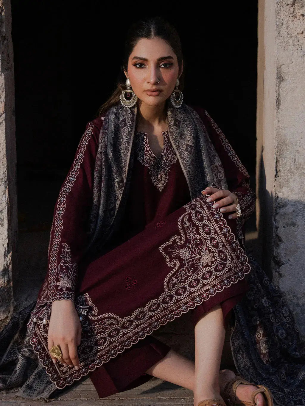 Women's Unstitched Embroidered Suit 3-Piece MZ3292200027HBTS